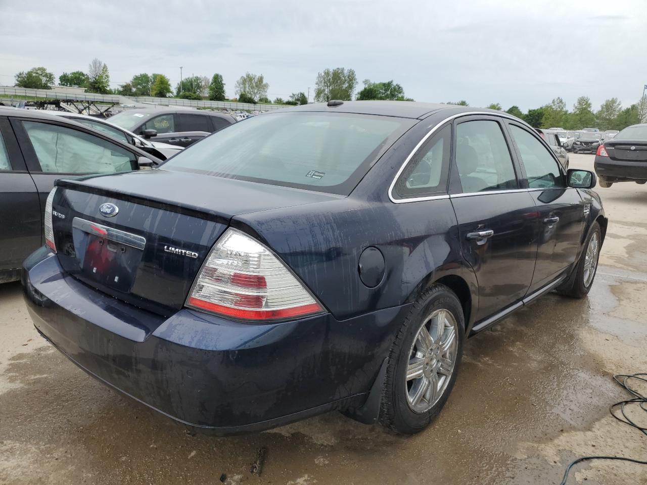 Photo 2 VIN: 1FAHP25W19G120343 - FORD TAURUS 