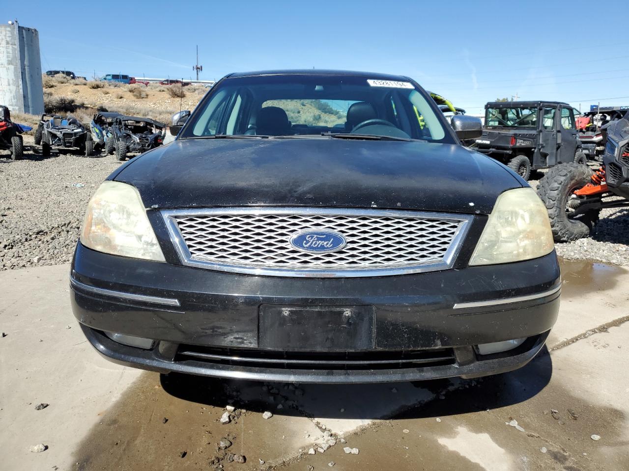 Photo 4 VIN: 1FAHP28135G170400 - FORD FIVE HUNDRED 