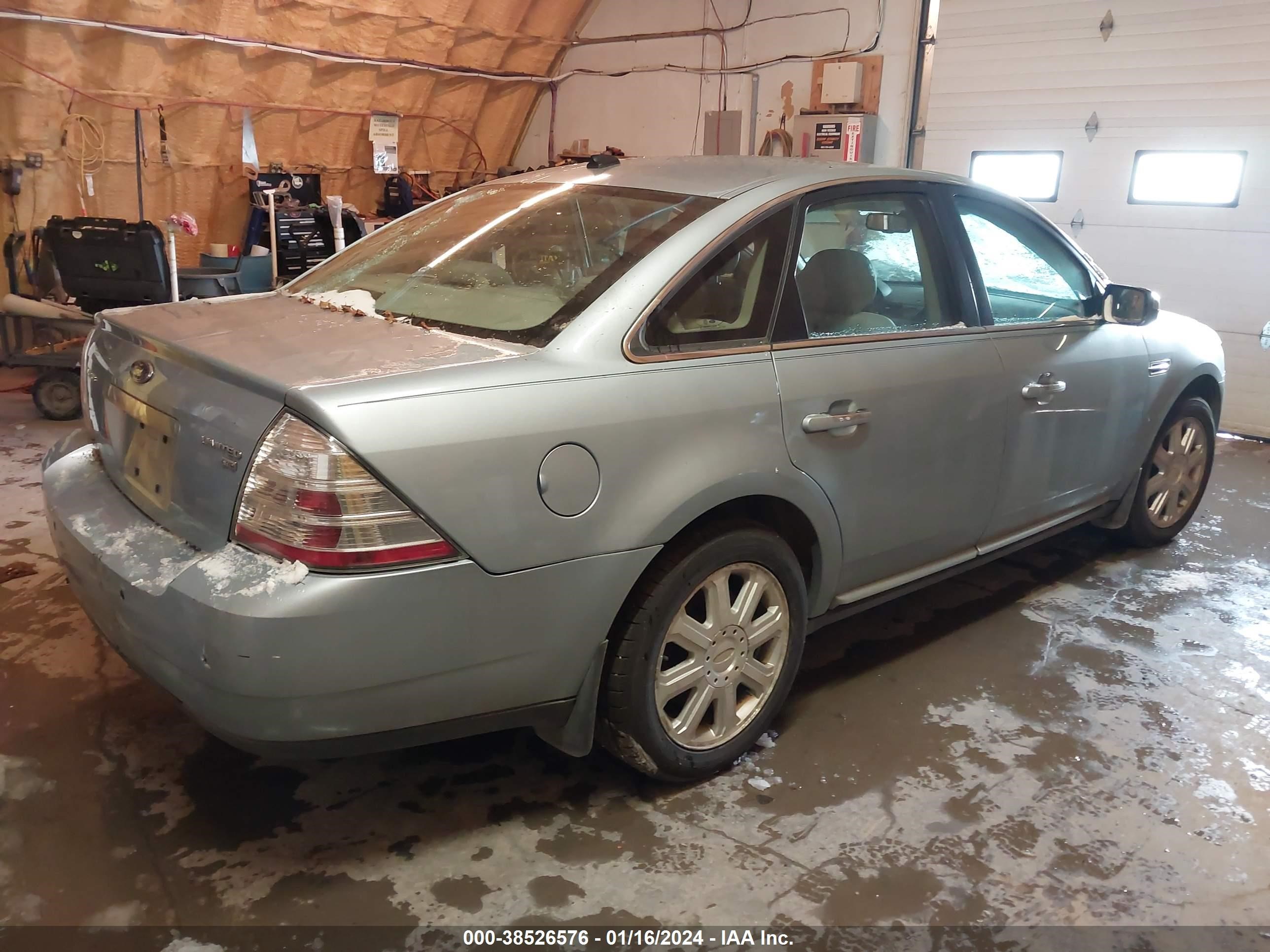 Photo 3 VIN: 1FAHP28W08G134888 - FORD TAURUS 