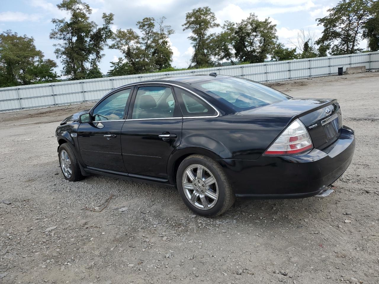 Photo 1 VIN: 1FAHP28W28G102217 - FORD TAURUS 