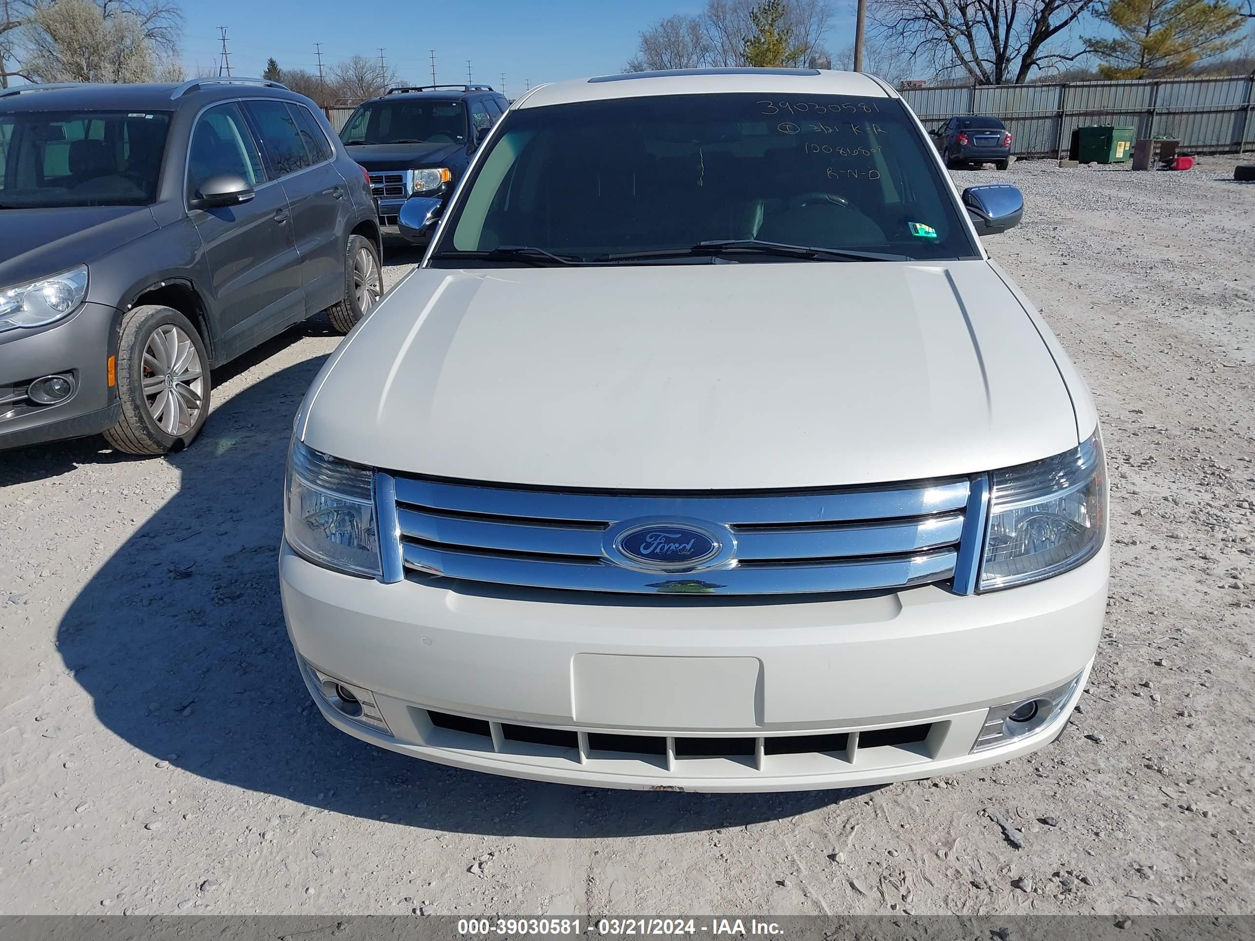 Photo 5 VIN: 1FAHP28W29G104311 - FORD TAURUS 