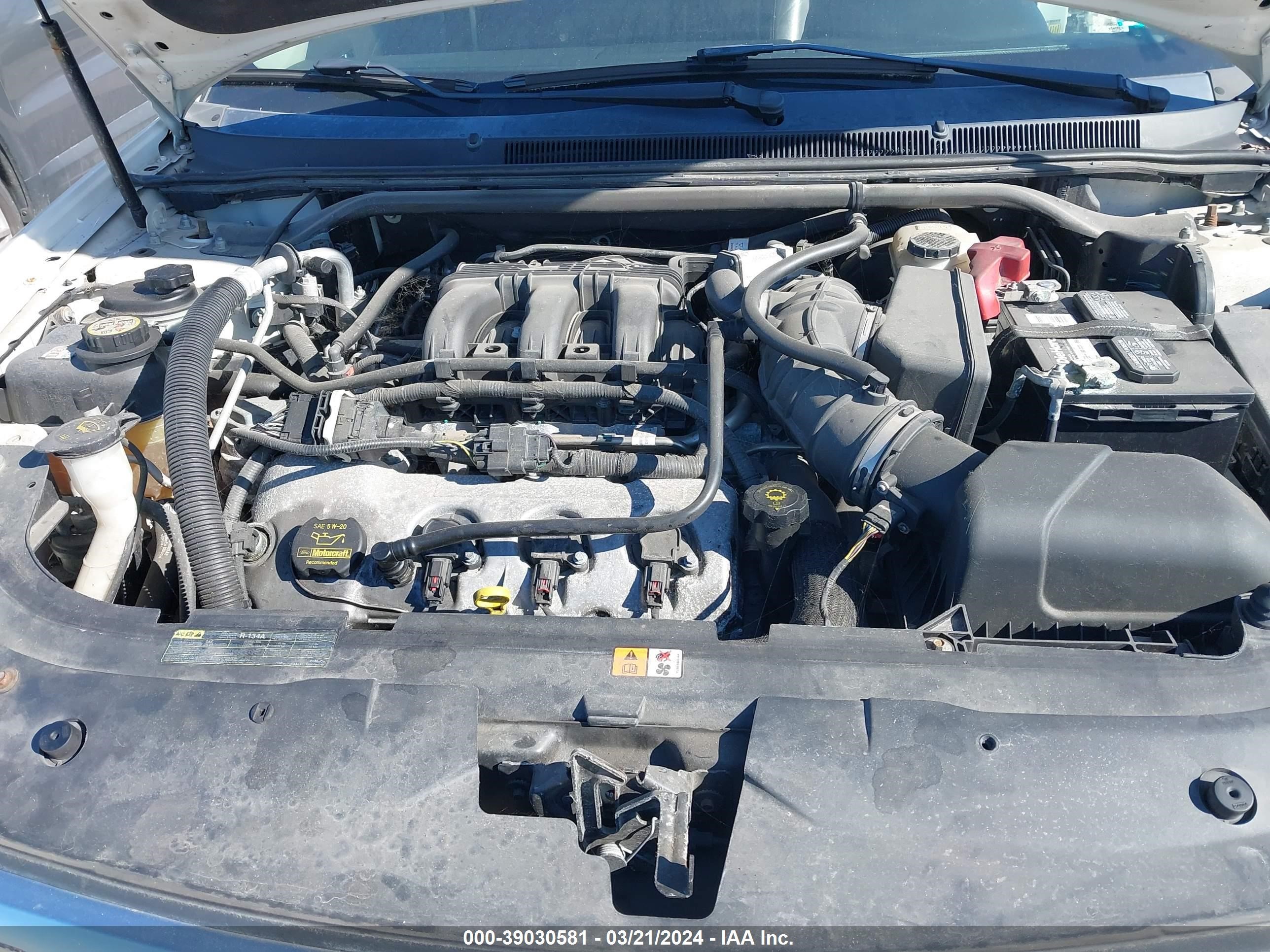 Photo 9 VIN: 1FAHP28W29G104311 - FORD TAURUS 