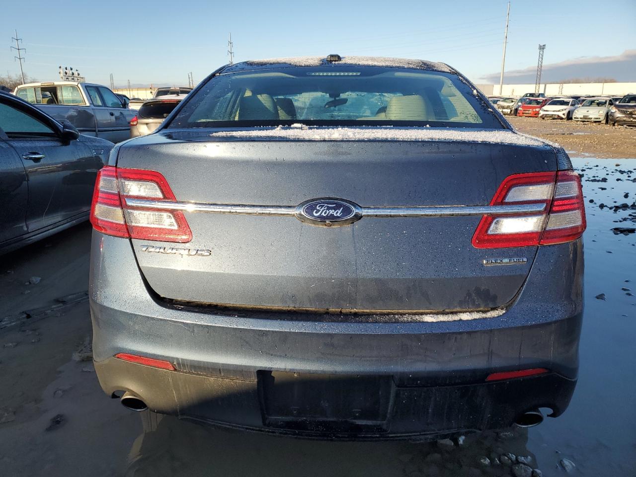 Photo 5 VIN: 1FAHP2D81KG105575 - FORD TAURUS 