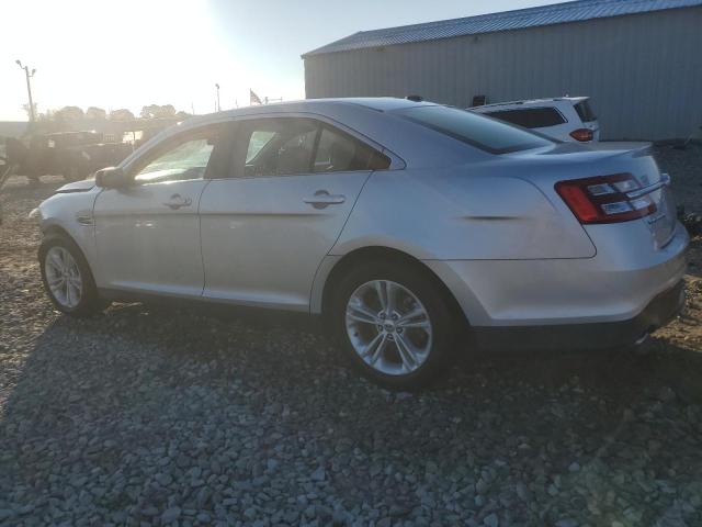 Photo 1 VIN: 1FAHP2D84HG135761 - FORD TAURUS SE 