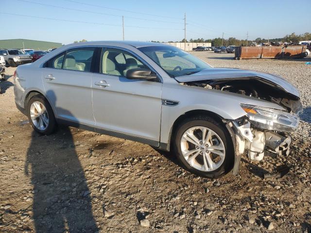 Photo 3 VIN: 1FAHP2D84HG135761 - FORD TAURUS SE 