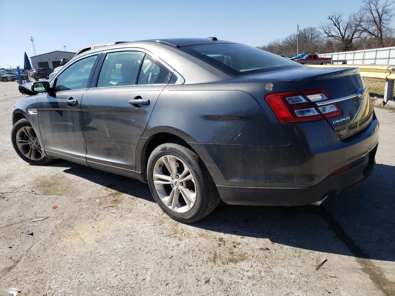 Photo 1 VIN: 1FAHP2D84KG117557 - FORD TAURUS 