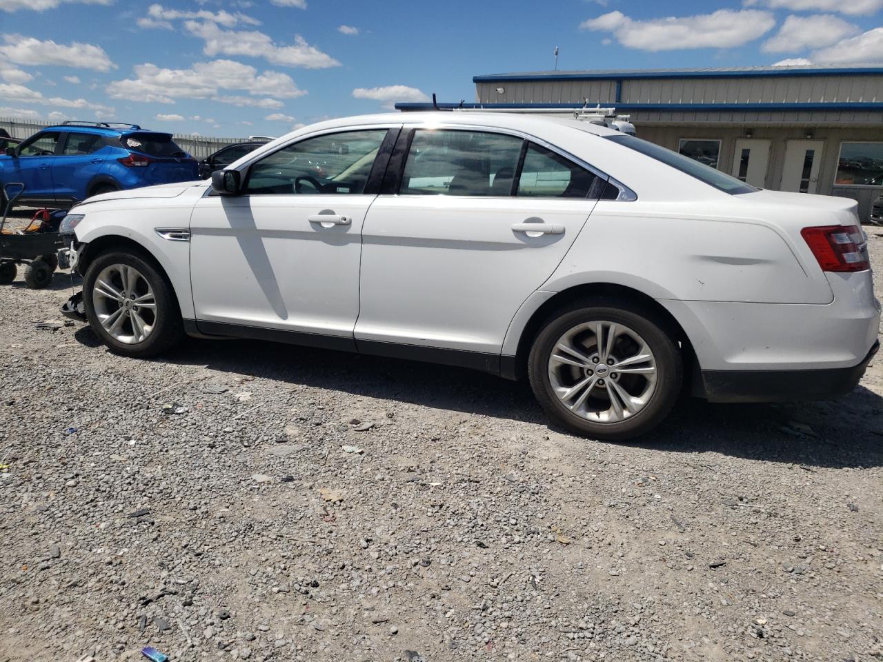 Photo 1 VIN: 1FAHP2D87JG138711 - FORD TAURUS 