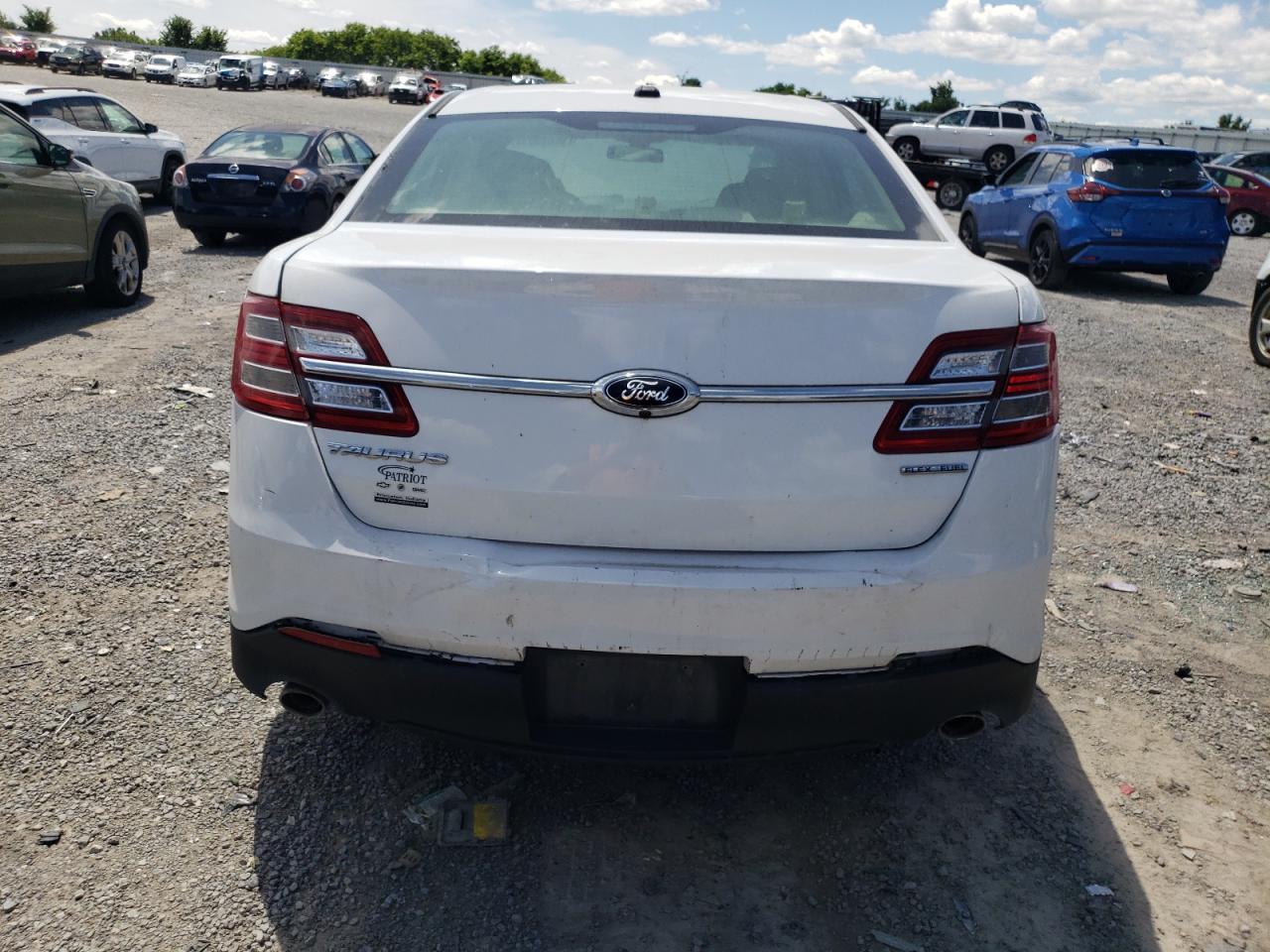 Photo 5 VIN: 1FAHP2D87JG138711 - FORD TAURUS 