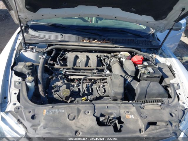 Photo 9 VIN: 1FAHP2D88JG106561 - FORD TAURUS 