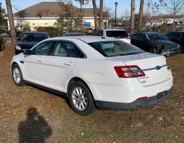 Photo 2 VIN: 1FAHP2D89DG188658 - FORD TAURUS SE 