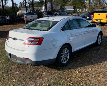 Photo 3 VIN: 1FAHP2D89DG188658 - FORD TAURUS SE 