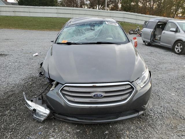 Photo 4 VIN: 1FAHP2D8XHG145131 - FORD TAURUS SE 