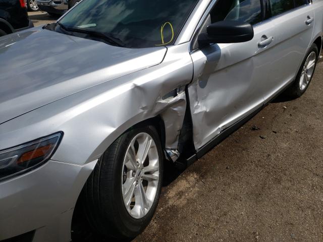 Photo 8 VIN: 1FAHP2D8XJG126701 - FORD TAURUS SE 