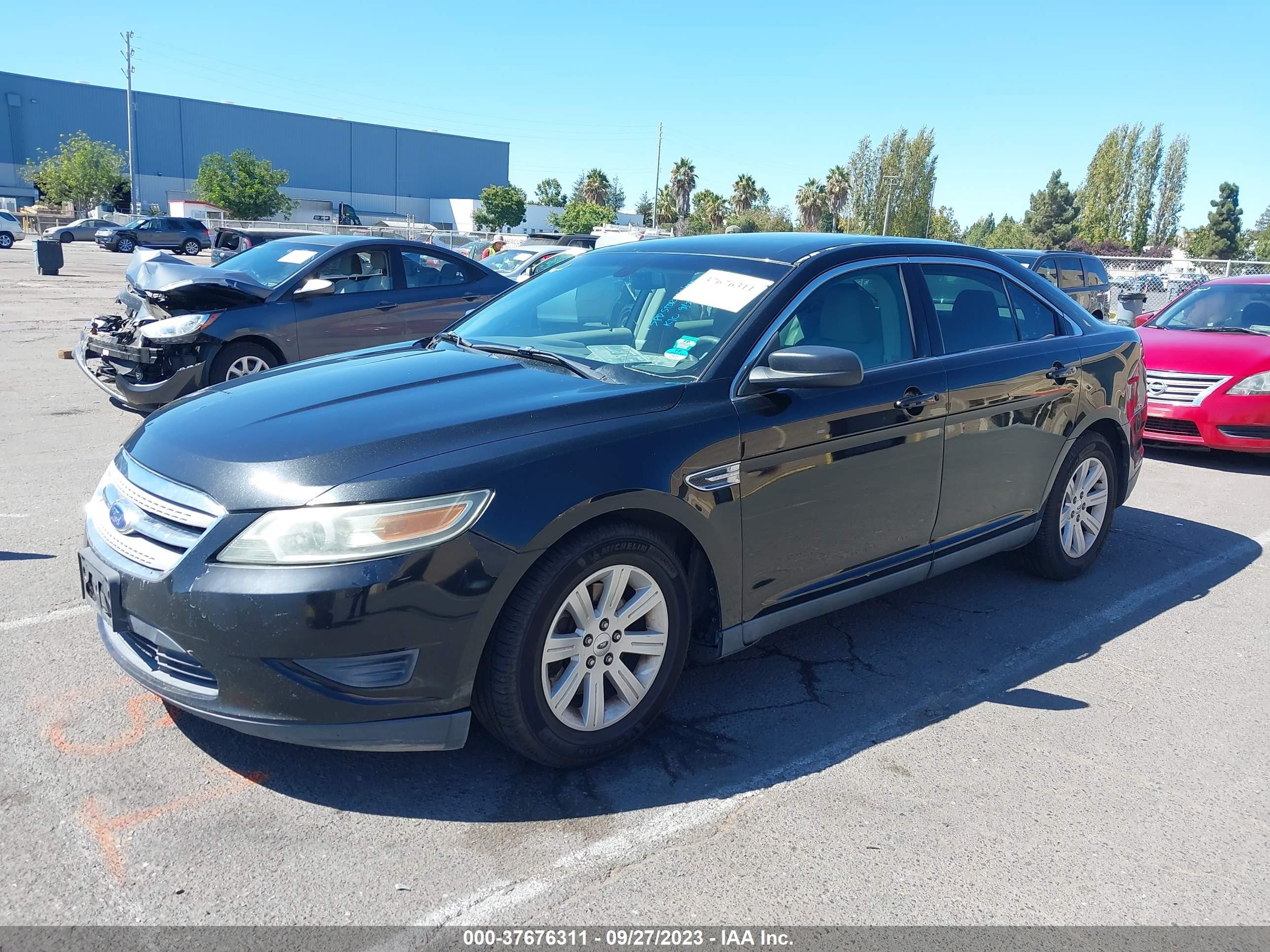 Photo 1 VIN: 1FAHP2DW0CG139782 - FORD TAURUS 