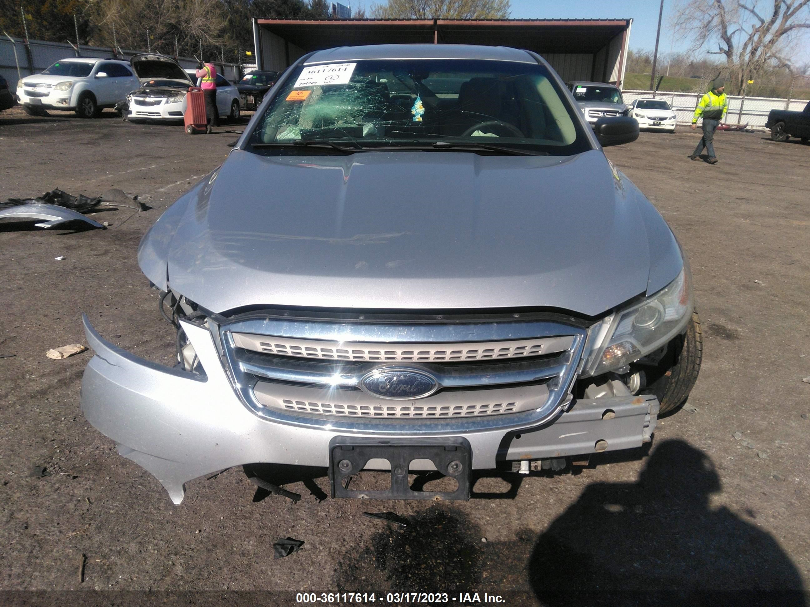 Photo 5 VIN: 1FAHP2DW4AG111383 - FORD TAURUS 