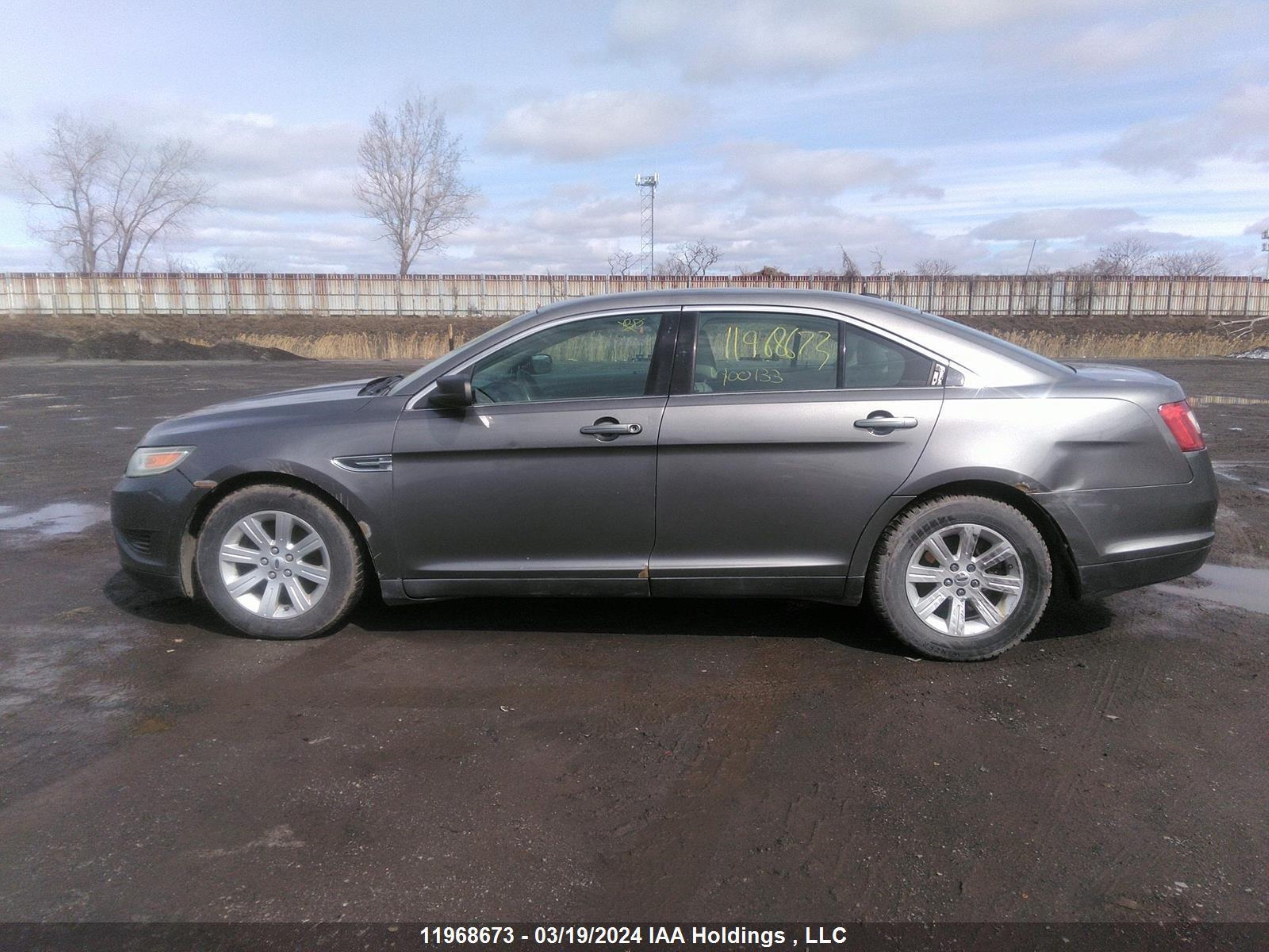 Photo 13 VIN: 1FAHP2DWXCG100133 - FORD TAURUS 