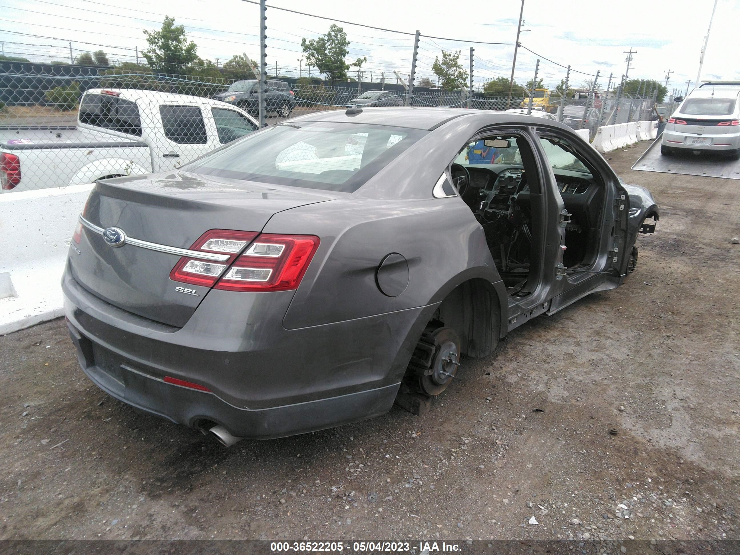 Photo 4 VIN: 1FAHP2E80DG101812 - FORD TAURUS 