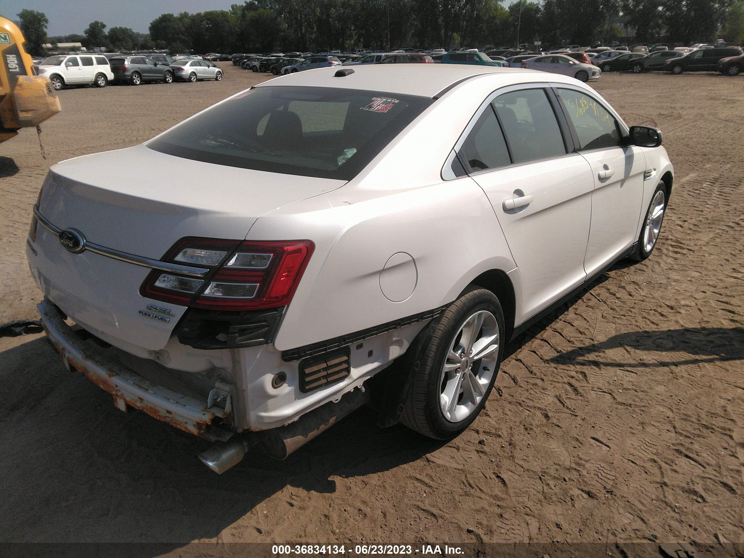 Photo 3 VIN: 1FAHP2E80DG116956 - FORD TAURUS 