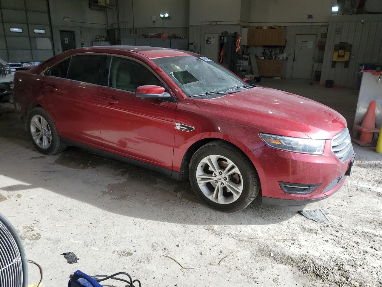 Photo 3 VIN: 1FAHP2E80FG130701 - FORD TAURUS 