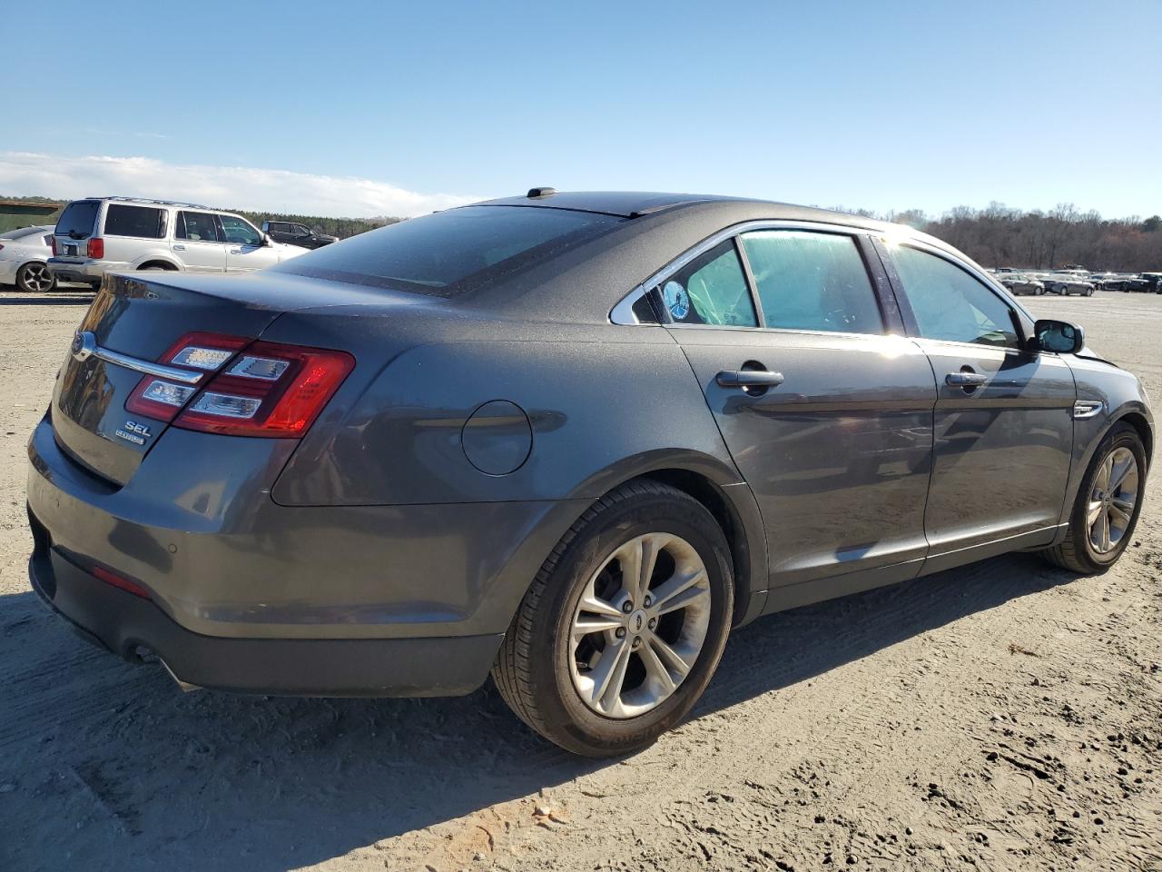 Photo 2 VIN: 1FAHP2E80GG126312 - FORD TAURUS 