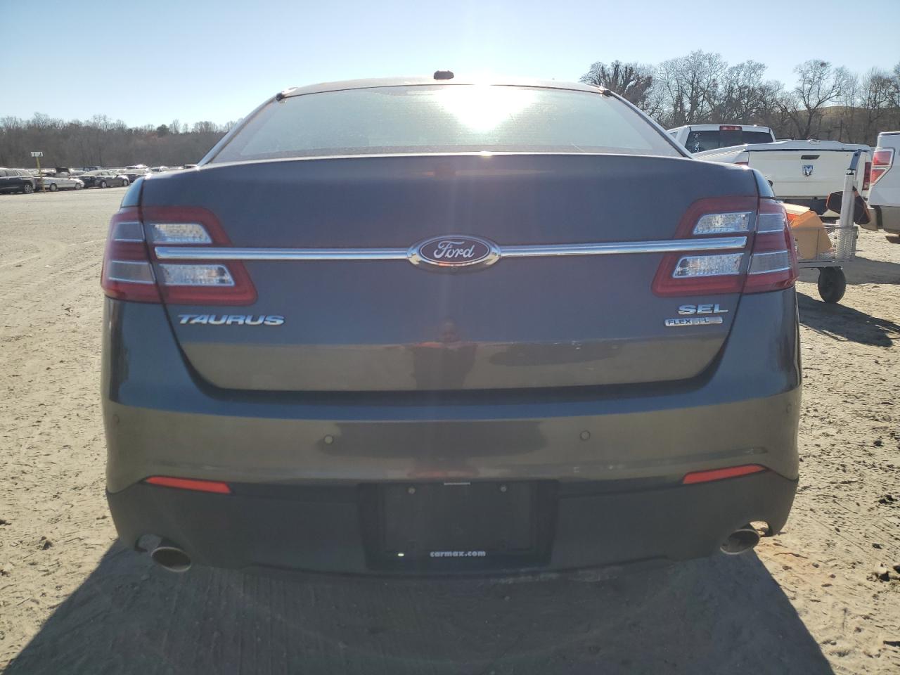 Photo 5 VIN: 1FAHP2E80GG126312 - FORD TAURUS 