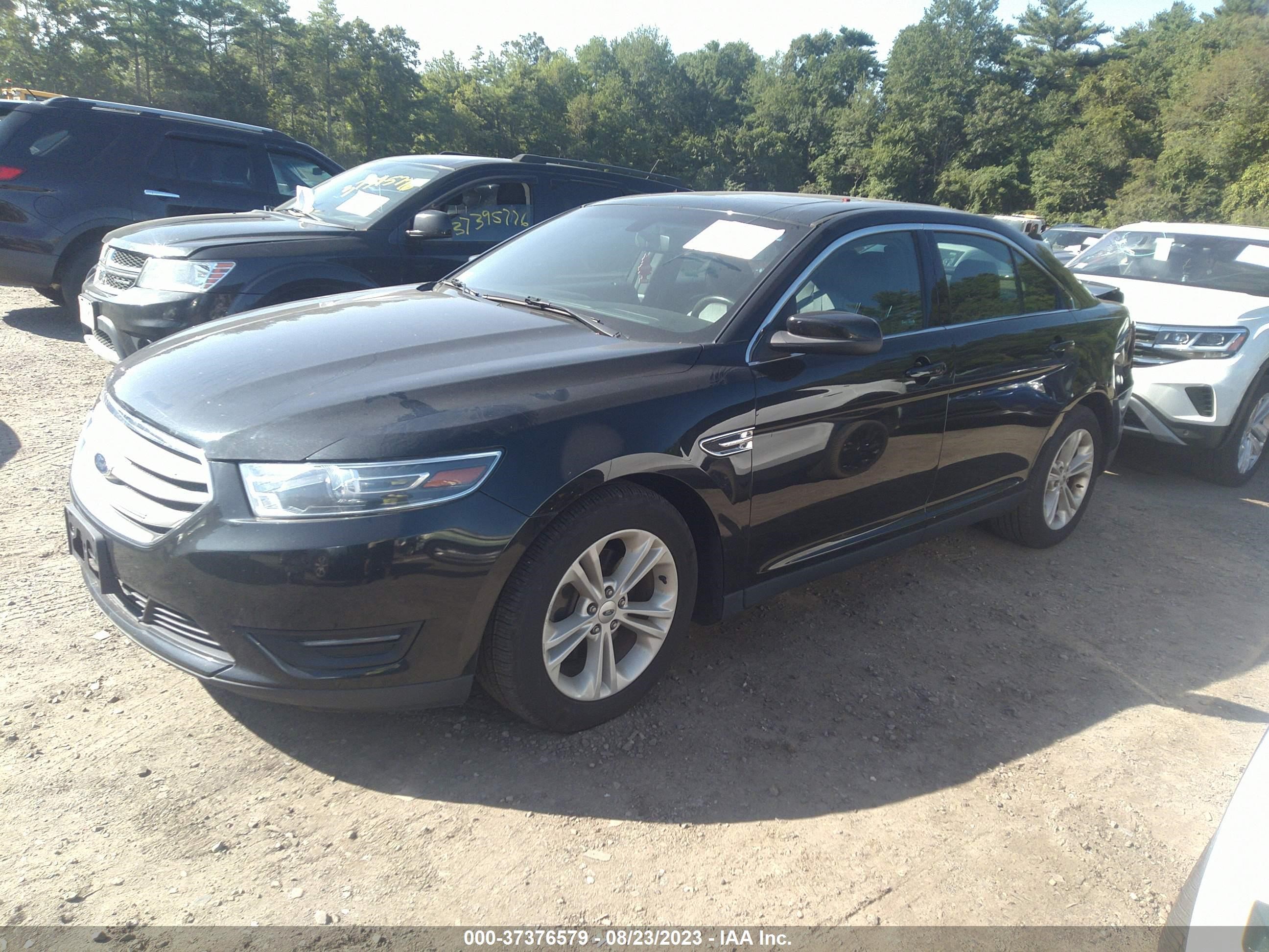 Photo 1 VIN: 1FAHP2E81FG189546 - FORD TAURUS 