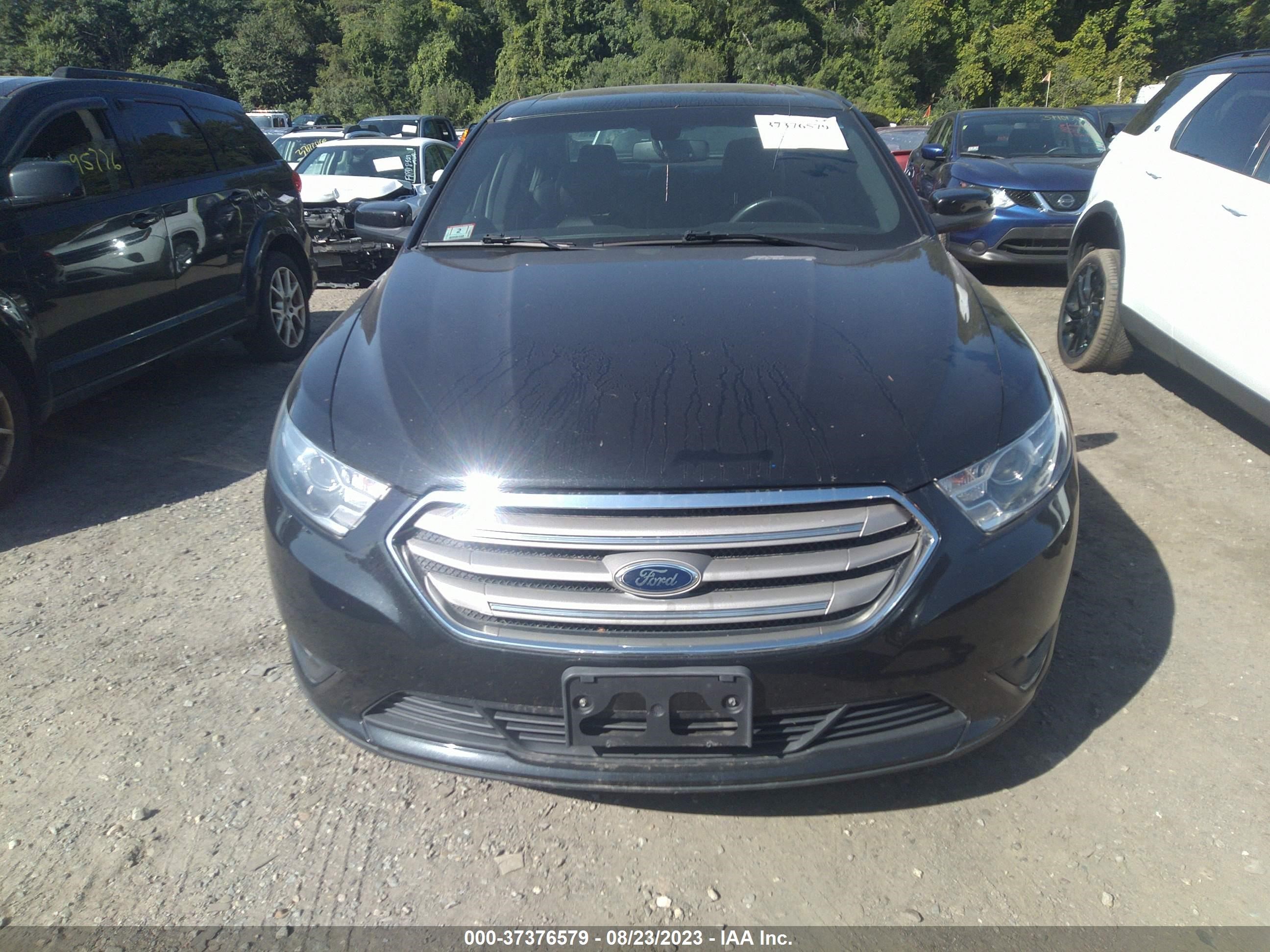 Photo 11 VIN: 1FAHP2E81FG189546 - FORD TAURUS 