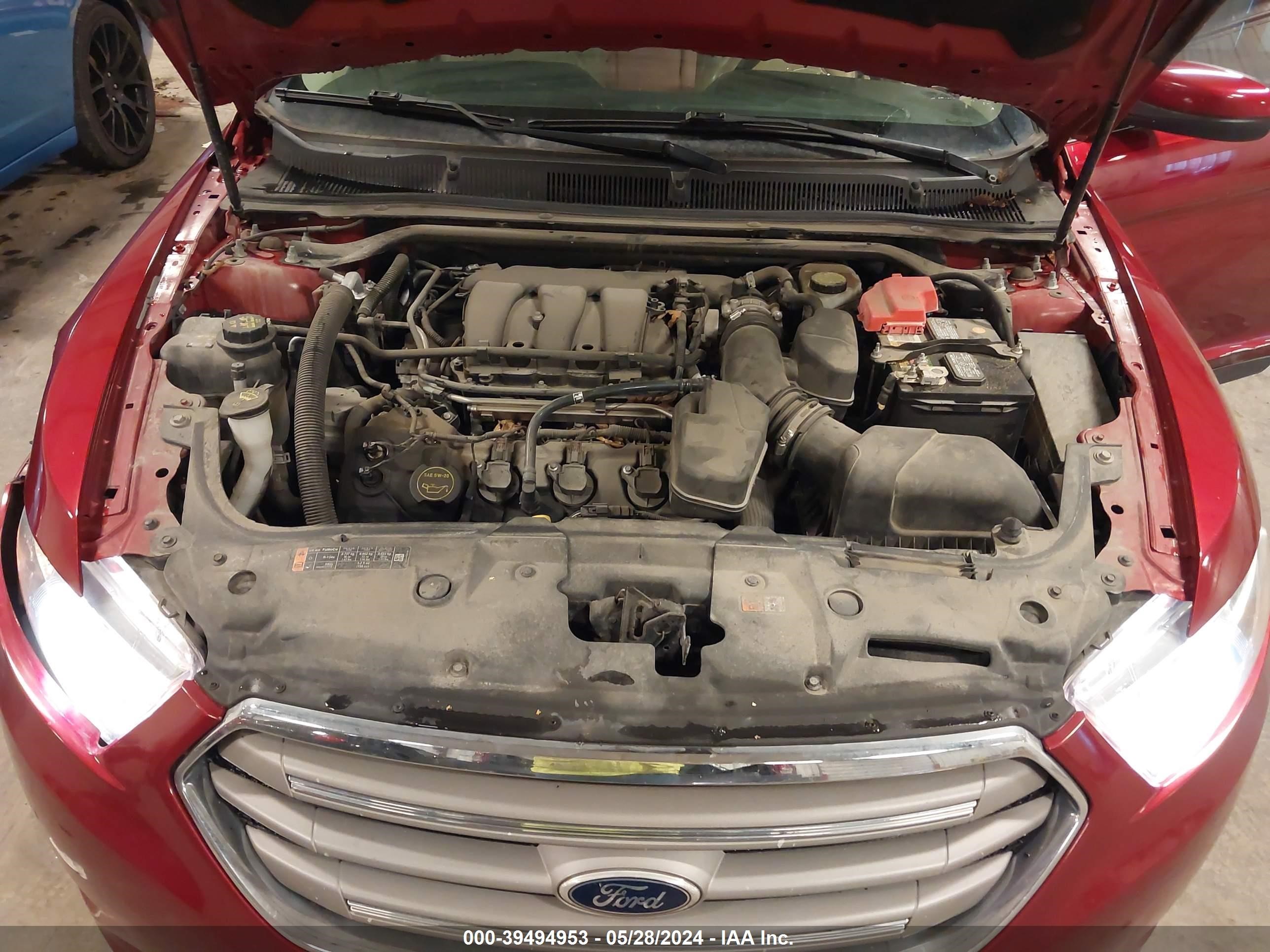 Photo 9 VIN: 1FAHP2E81GG105209 - FORD TAURUS 