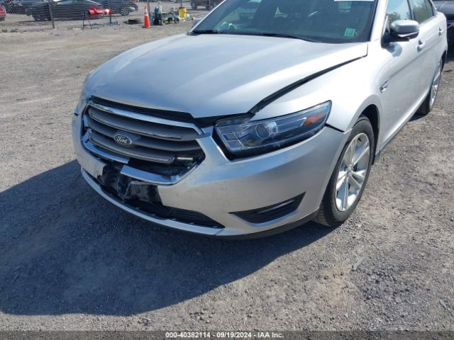 Photo 5 VIN: 1FAHP2E81JG126634 - FORD TAURUS 