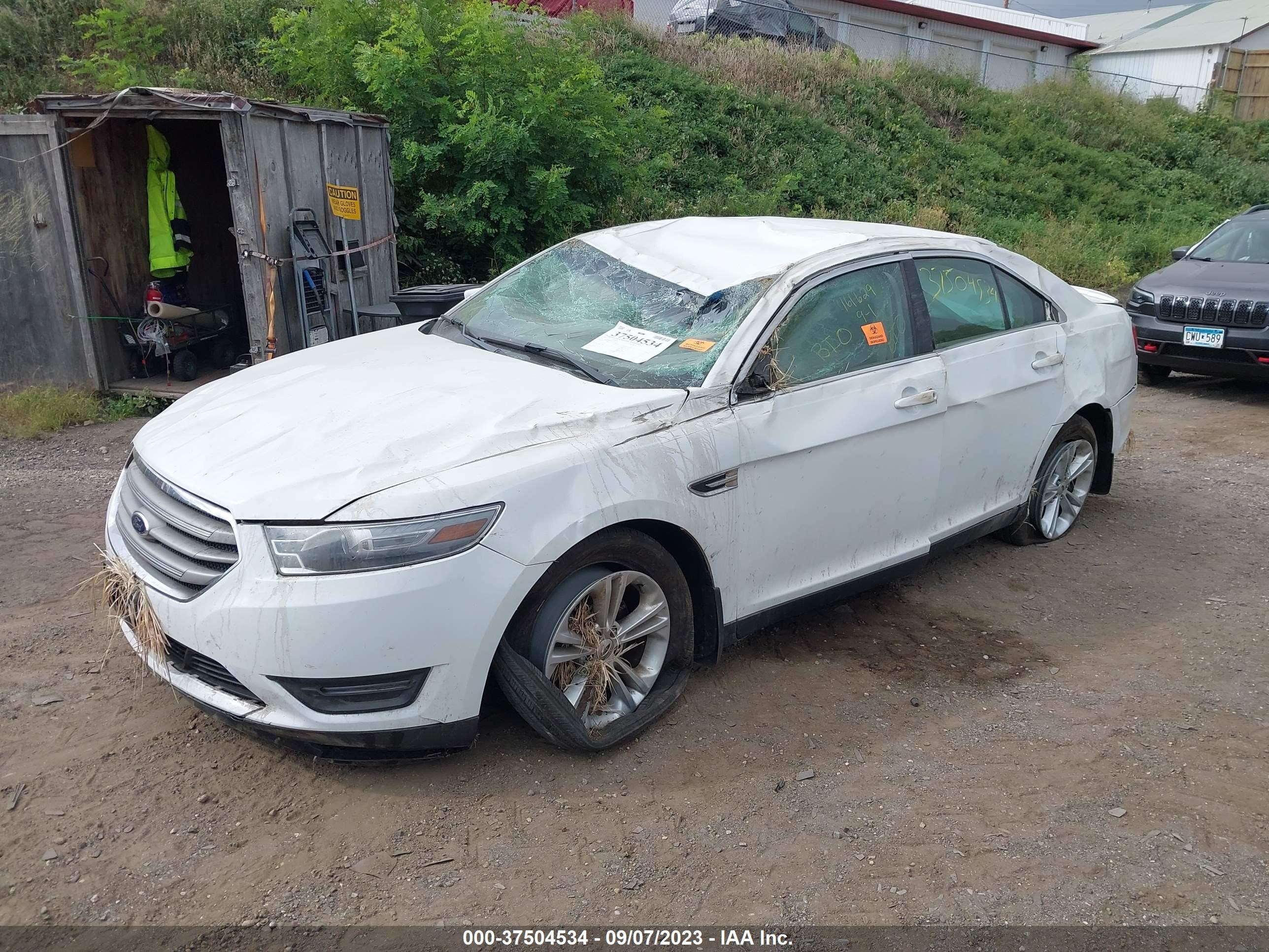 Photo 1 VIN: 1FAHP2E82DG152292 - FORD TAURUS 