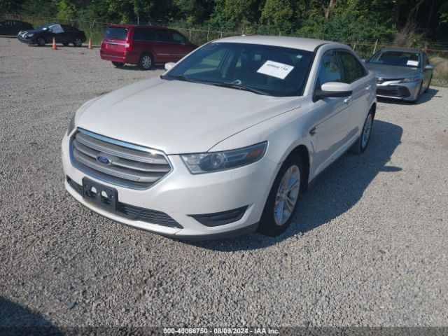 Photo 1 VIN: 1FAHP2E82FG117710 - FORD TAURUS 