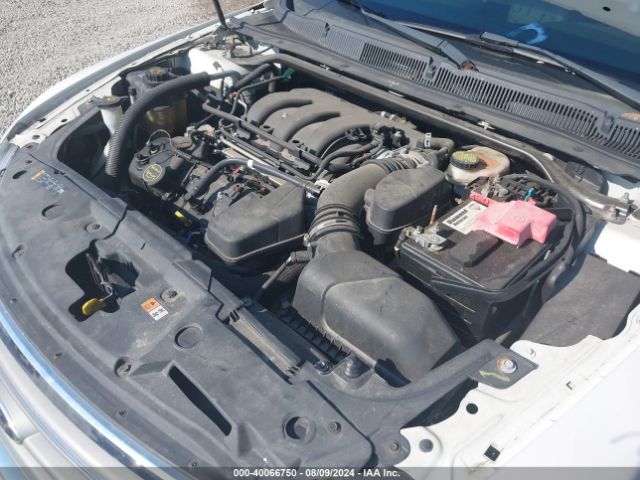 Photo 9 VIN: 1FAHP2E82FG117710 - FORD TAURUS 