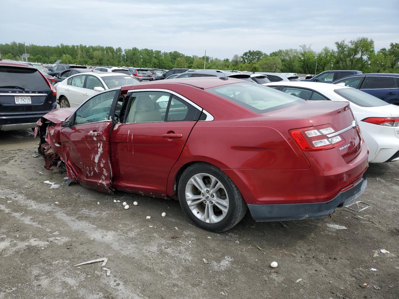 Photo 1 VIN: 1FAHP2E82HG131898 - FORD TAURUS 