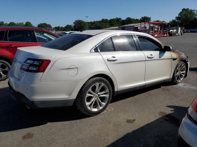 Photo 2 VIN: 1FAHP2E83DG165715 - FORD TAURUS SEL 