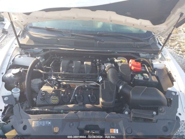 Photo 9 VIN: 1FAHP2E84GG121548 - FORD TAURUS 