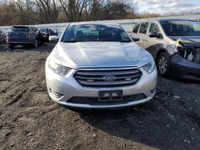 Photo 4 VIN: 1FAHP2E84GG154095 - FORD TAURUS 