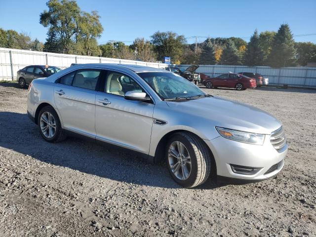 Photo 3 VIN: 1FAHP2E85DG207883 - FORD TAURUS 