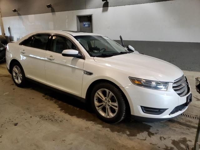 Photo 3 VIN: 1FAHP2E85FG174421 - FORD TAURUS 