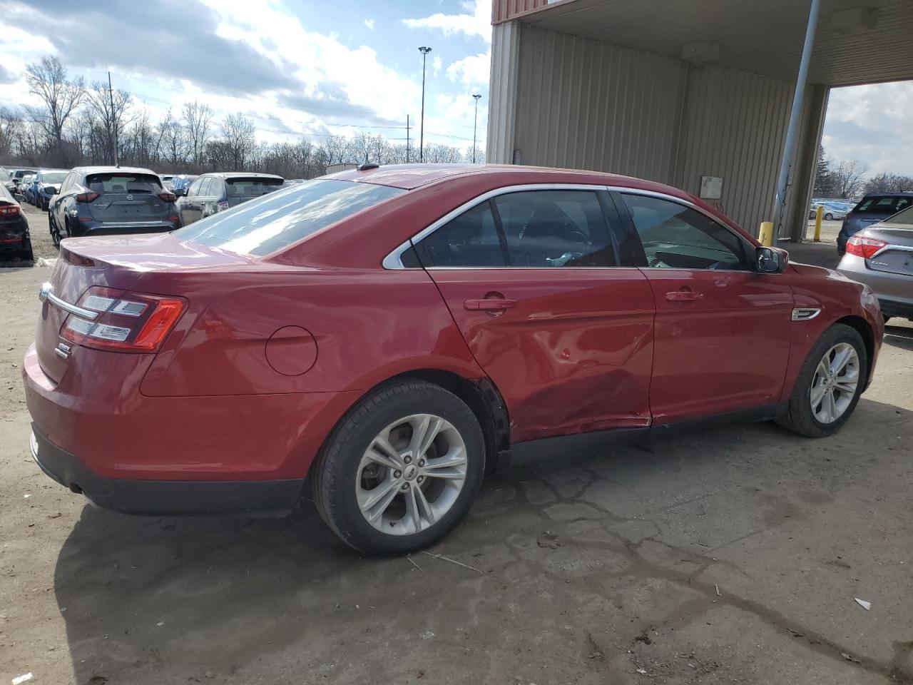 Photo 2 VIN: 1FAHP2E86GG116254 - FORD TAURUS 