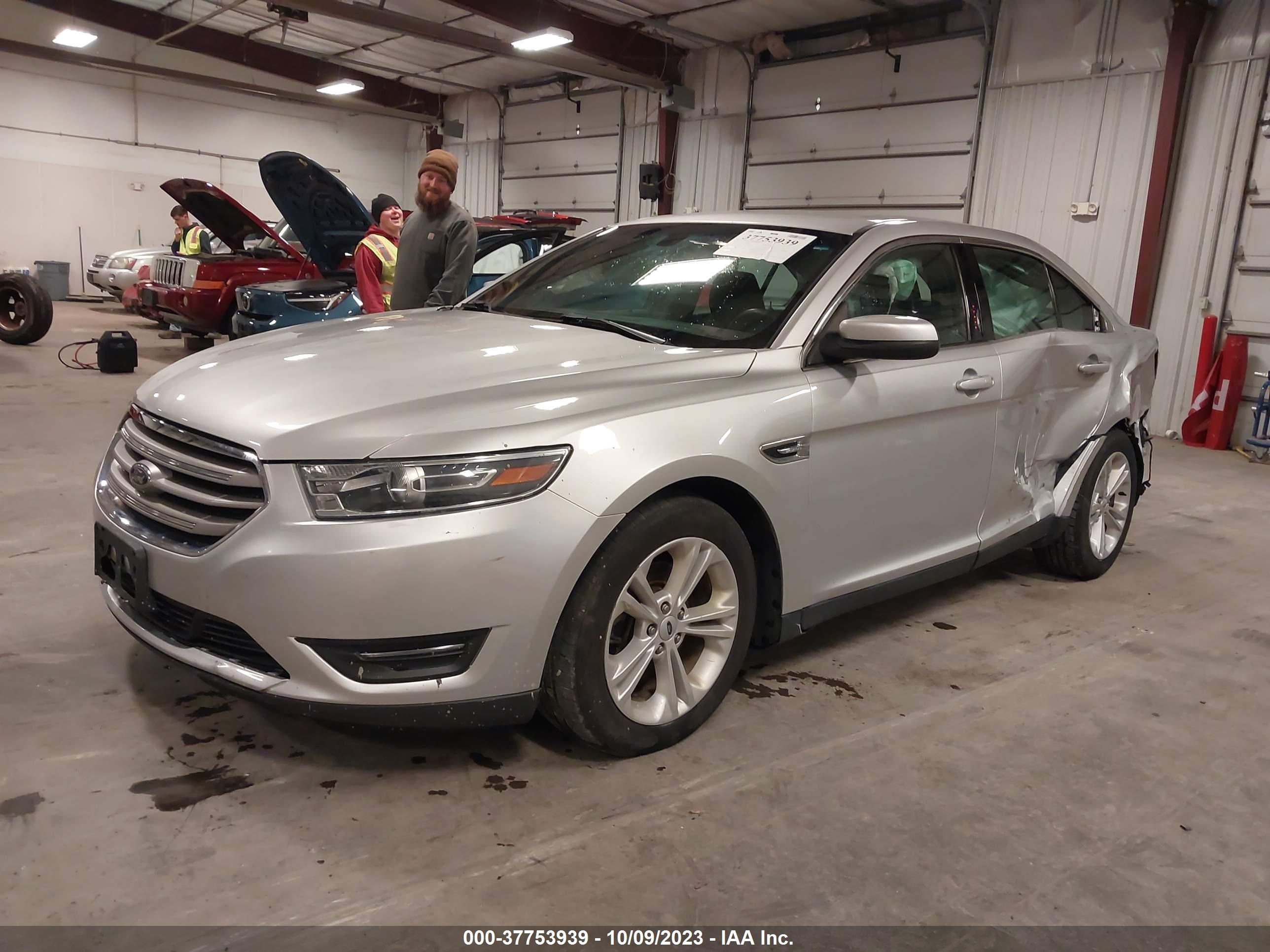 Photo 1 VIN: 1FAHP2E86HG109046 - FORD TAURUS 