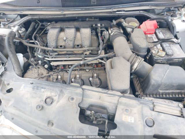 Photo 9 VIN: 1FAHP2E87JG124810 - FORD TAURUS 