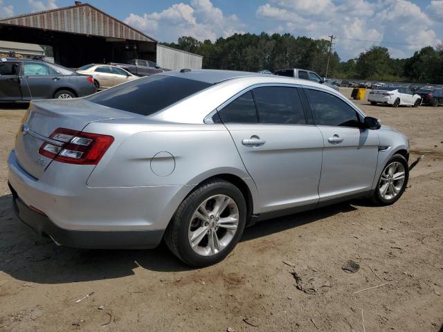 Photo 2 VIN: 1FAHP2E87JG132129 - FORD TAURUS SEL 