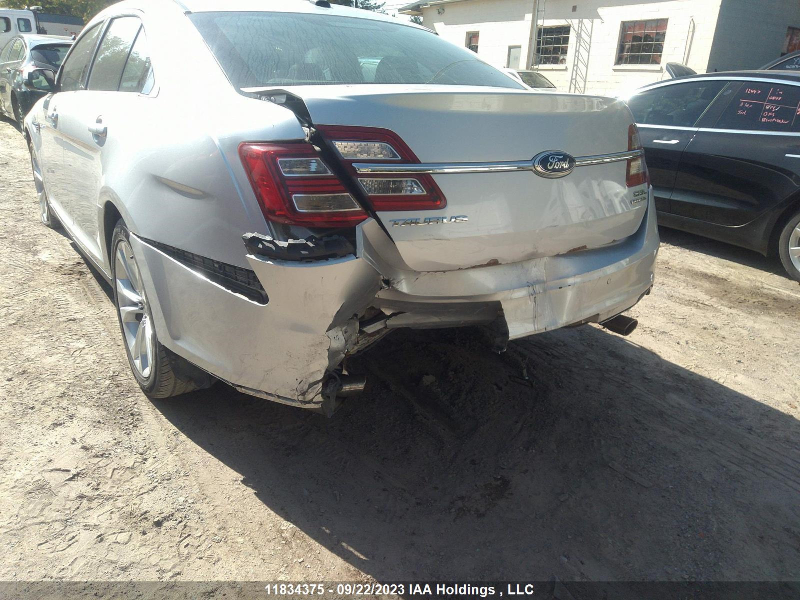 Photo 5 VIN: 1FAHP2E88DG231370 - FORD TAURUS 