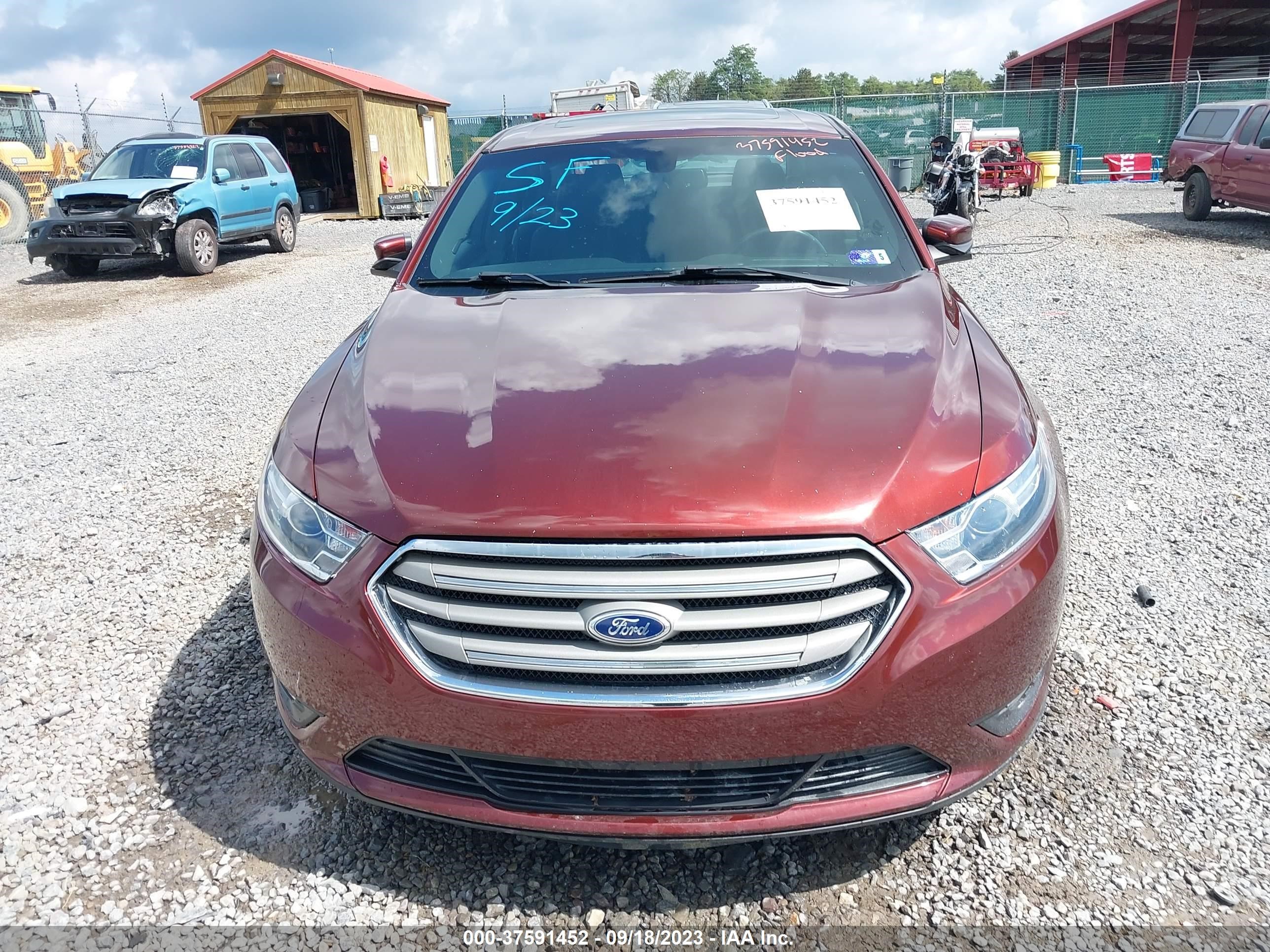 Photo 5 VIN: 1FAHP2E88GG121763 - FORD TAURUS 