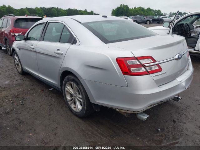 Photo 2 VIN: 1FAHP2E88GG142581 - FORD TAURUS 