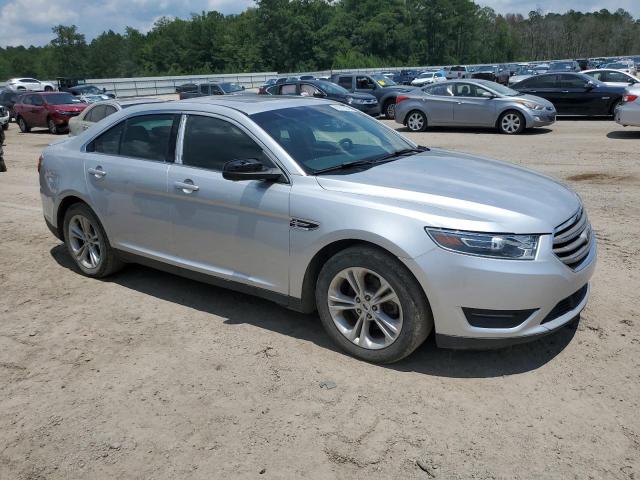 Photo 3 VIN: 1FAHP2E89JG129202 - FORD TAURUS 