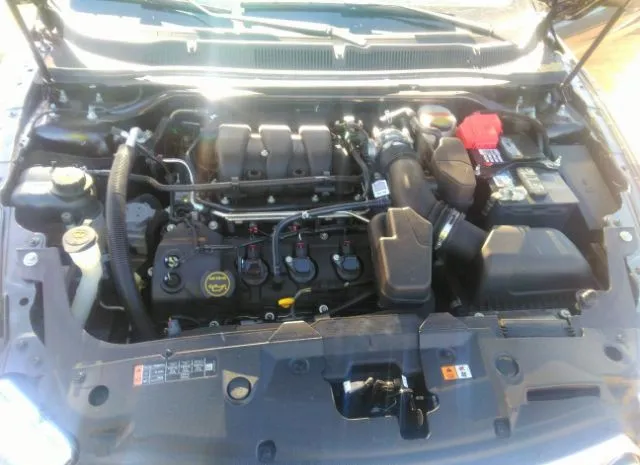 Photo 9 VIN: 1FAHP2E8XGG131372 - FORD TAURUS 