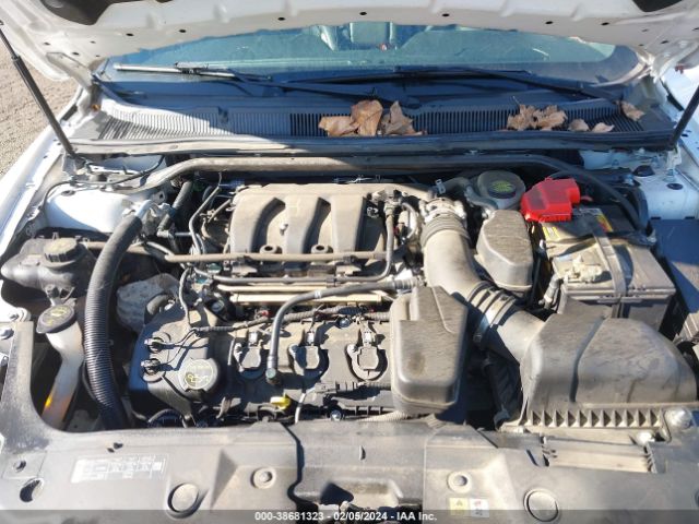 Photo 9 VIN: 1FAHP2E8XGG157454 - FORD TAURUS 