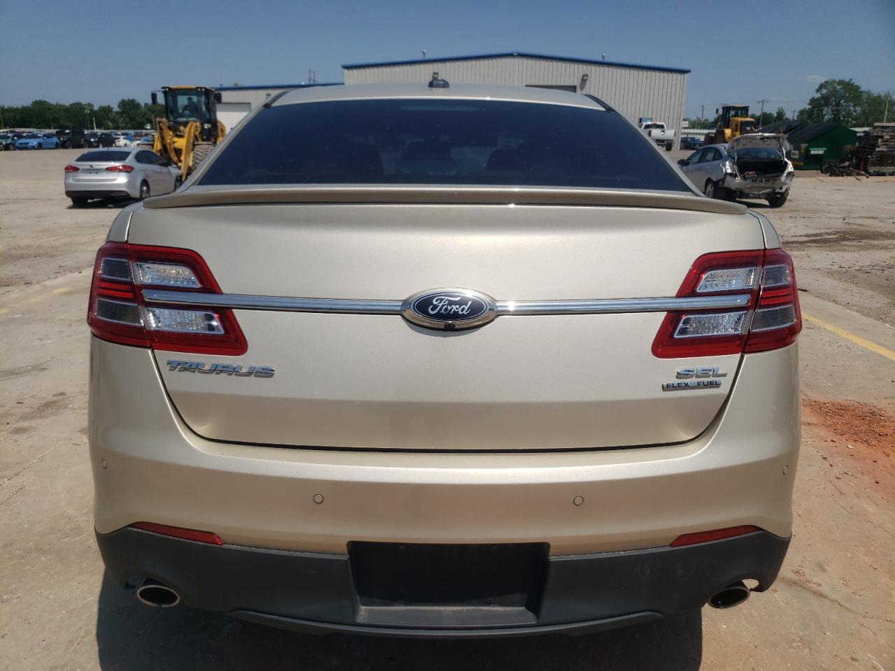 Photo 5 VIN: 1FAHP2E8XHG118591 - FORD TAURUS 