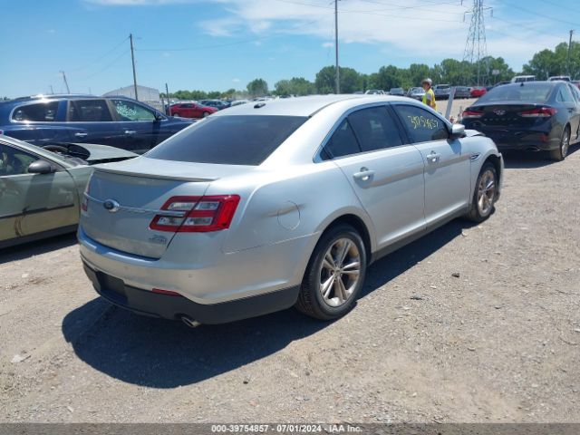 Photo 3 VIN: 1FAHP2E8XJG140726 - FORD TAURUS 